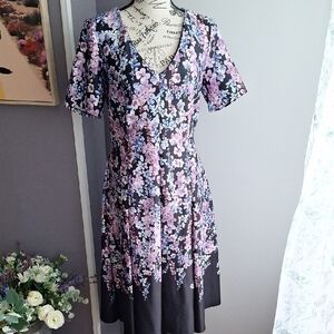 Gabby Skye Flutter Sleeve Midi Dress